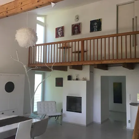 بيت للعطل Design Atelier برين ام شيميسي